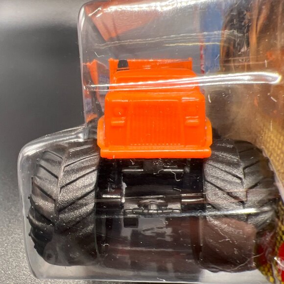 Hot Wheels Monster Trucks Will Trash It All - Picture 4 of 8